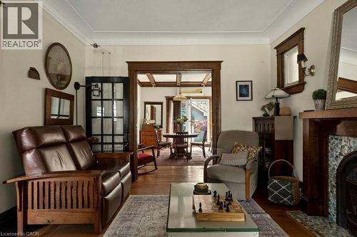 111 Spadina Avenue, Hamilton, ON 