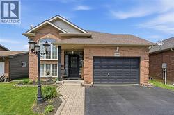 4869 CHERRYWOOD Drive  Beamsville, ON L3J 0G3