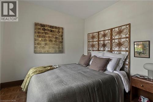 48 Longwood Road N, Hamilton, ON 