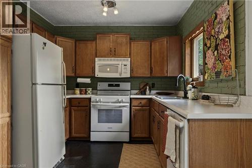 48 Longwood Road N, Hamilton, ON 