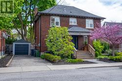 77 RUNNYMEDE ROAD Toronto, ON M6S 2Y4