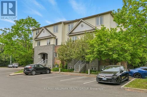 Park-like setting. - 39 Strathaven Private, Ottawa, ON 