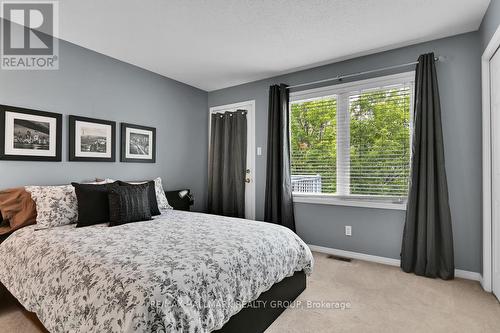 Large master retreat with private balcony. - 39 Strathaven Private, Ottawa, ON 