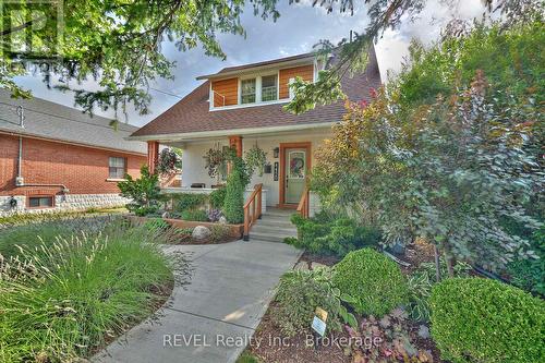 4450 SECOND AVENUE  Niagara Falls (Downtown), ON L2E 4H2