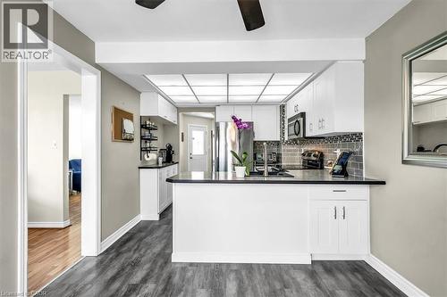 732 Bennett Crescent, Oshawa, ON - Indoor Photo Showing Kitchen