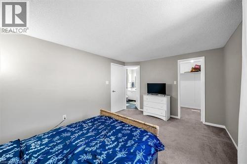 732 Bennett Crescent, Oshawa, ON - Indoor Photo Showing Bedroom