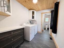 Main floor Laundry - 