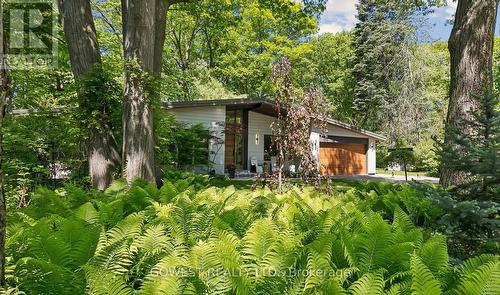 344 DALEWOOD DRIVE  Oakville, ON L6J 4P5