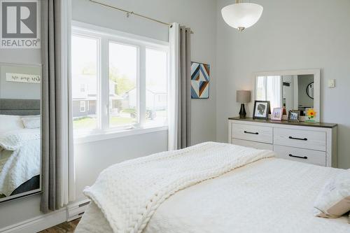 7 Wright Crescent, Gander, NL 