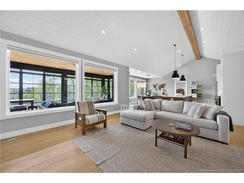 88 Woodmere Dr, Upper Kingsclear, NB 