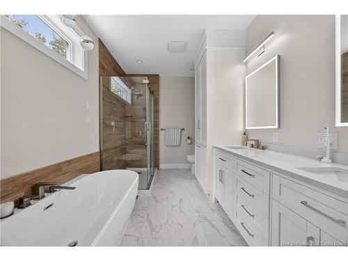 88 Woodmere Dr, Upper Kingsclear, NB 