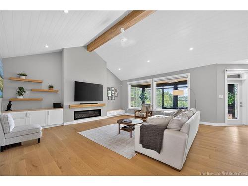 88 Woodmere Dr, Upper Kingsclear, NB 
