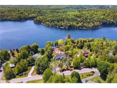 88 Woodmere Dr, Upper Kingsclear, NB 