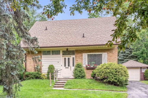 34 Addison Crescent, Toronto, ON 