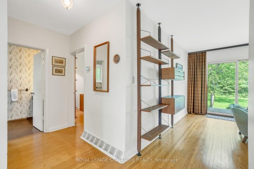 34 Addison Crescent, Toronto, ON 