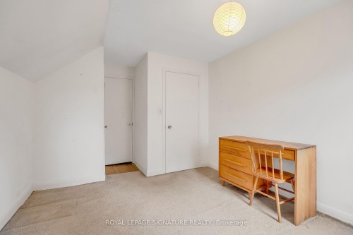 34 Addison Crescent, Toronto, ON 