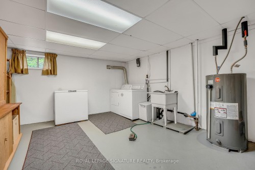 34 Addison Crescent, Toronto, ON 