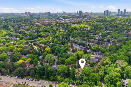 34 Addison Crescent, Toronto, ON 