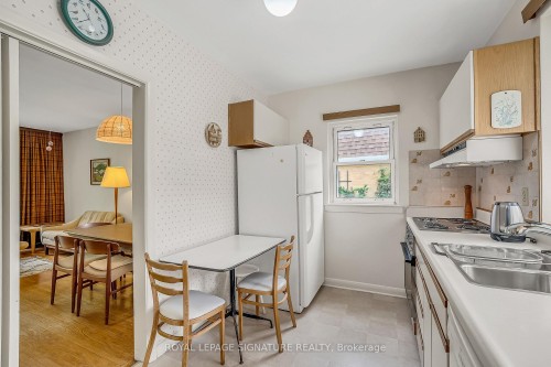 34 Addison Crescent, Toronto, ON 