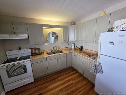 690-692 Grange Ave, Bathurst, NB 