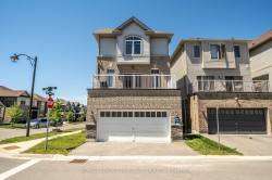 1 Devineridge Avenue Ajax, ON L1Z 0T3