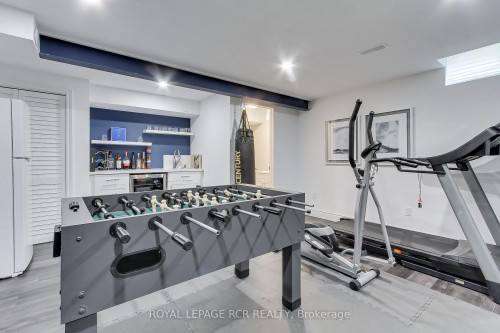646 Brooker Ridge, Newmarket, ON 