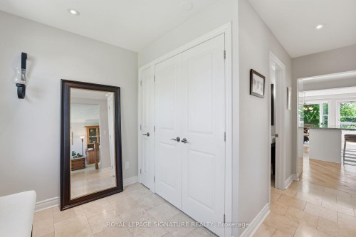 48 Tower Drive, Toronto, ON - Indoor Photo Showing Other Room