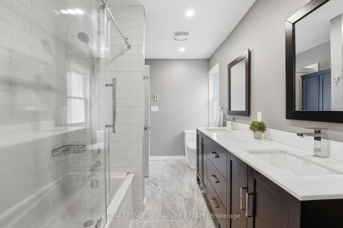 48 Tower Drive, Toronto, ON - Indoor Photo Showing Bathroom