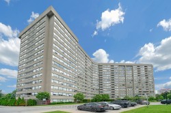 212-475 The West Mall N/A Toronto, ON M9C 4Z3