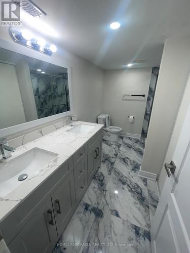 5522 Fleur-De-Lis Court, Mississauga, ON 