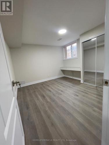 5522 Fleur-De-Lis Court, Mississauga, ON 
