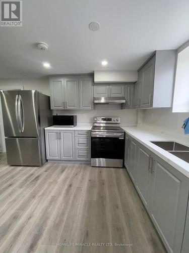 5522 Fleur-De-Lis Court, Mississauga, ON 