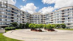 PH 720 - 1001 CEDARGLEN GATE  Mississauga, ON L5C 4R2