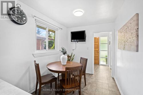 1083 Melton Drive, Mississauga, ON 