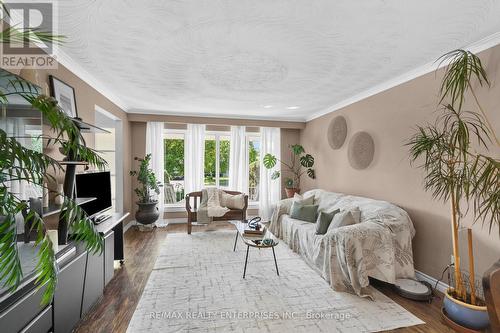 1083 Melton Drive, Mississauga, ON 