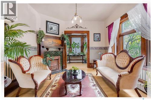 214 29Th Street W, Saskatoon, SK 