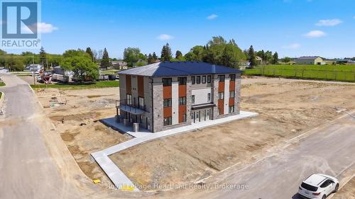 8 - 15 CASSIDY STREET , South Bruce, Ontario N0G 2S0 3