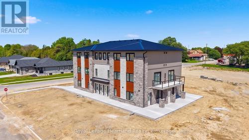 6 - 15 CASSIDY STREET , South Bruce, Ontario N0G 2S0 4