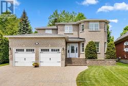 60 WELLER COURT  Cobourg, ON K9A 5K3