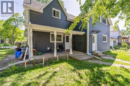 54 E Chestnut Street E, St. Catharines, ON - Outdoor