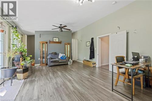 54 E Chestnut Street E, St. Catharines, ON - Indoor