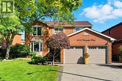 3043 VANDERBILT Road Mississauga, ON L5N 4W8