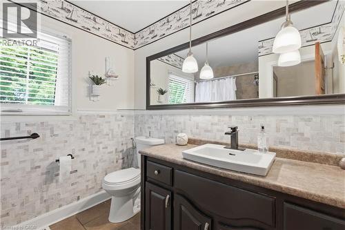 6 Gerrard Avenue, Cambridge, ON 