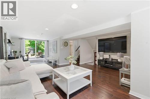 6 Gerrard Avenue, Cambridge, ON 
