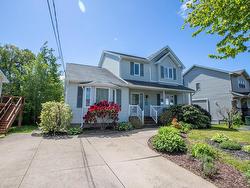 80 Lancaster Drive  Dartmouth, NS B3A 4X8