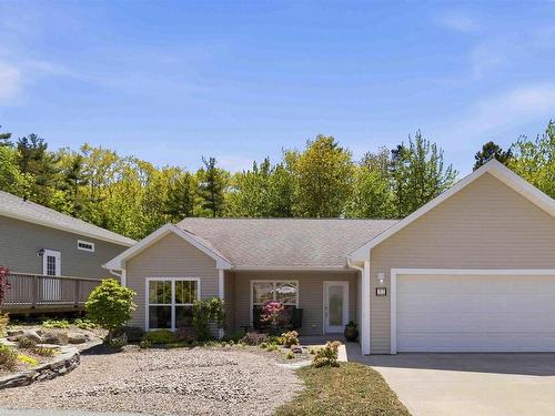 32 Roundhouse Drive  Bridgewater, NS B4V 9A9