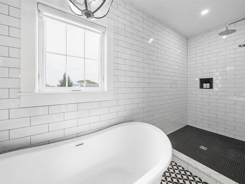 905 Marlborough Woods, Halifax, NS 