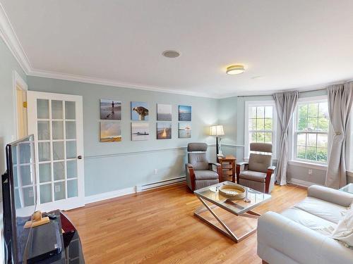 79 Edgewater Close, Dartmouth, NS 