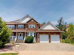 79 Edgewater Close Close  Dartmouth, NS B2W 6S3