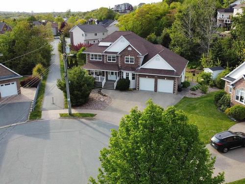 79 Edgewater Close, Dartmouth, NS 